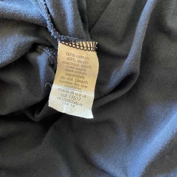 Allen Allen Navy Tank with Faux Buttons in Size 1X - Picture 5 of 5